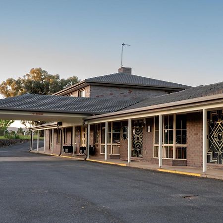 Tumut Valley Motel Pet Friendly Eksteriør bilde