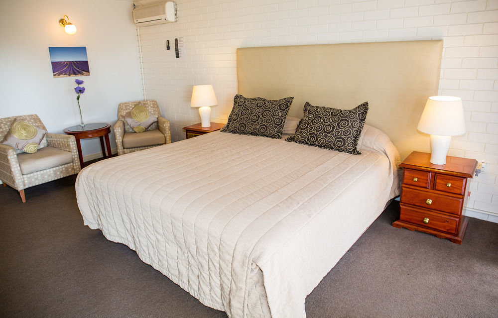 Tumut Valley Motel Pet Friendly Eksteriør bilde